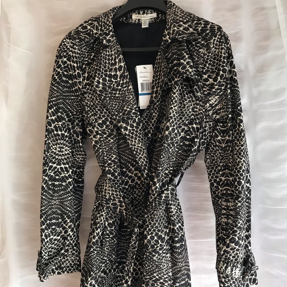 Brand New Women’s Kenneth Cole Jacket